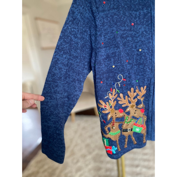 Vintage Christmas Reindeer Cardigan Sweater Parisian Heirloom Collectibles - Picture 5 of 7